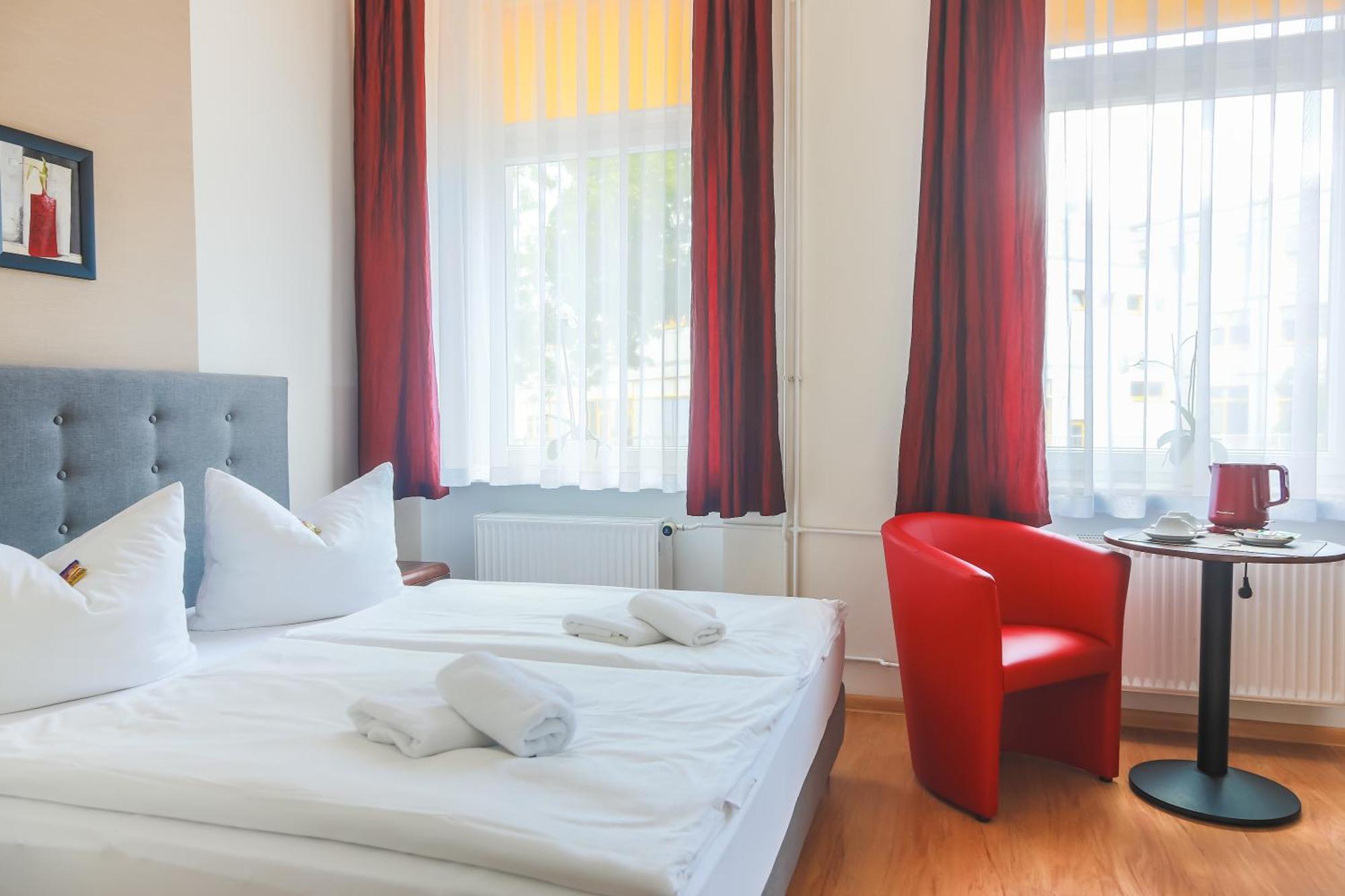 City Residence Hotel Frankfurt Oder Bahnhof Esterno foto